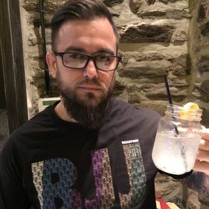 Meet your Posher, Michael